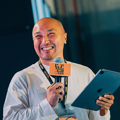 平柳竜樹 {{brizy_dc_image_alt imageSrc=